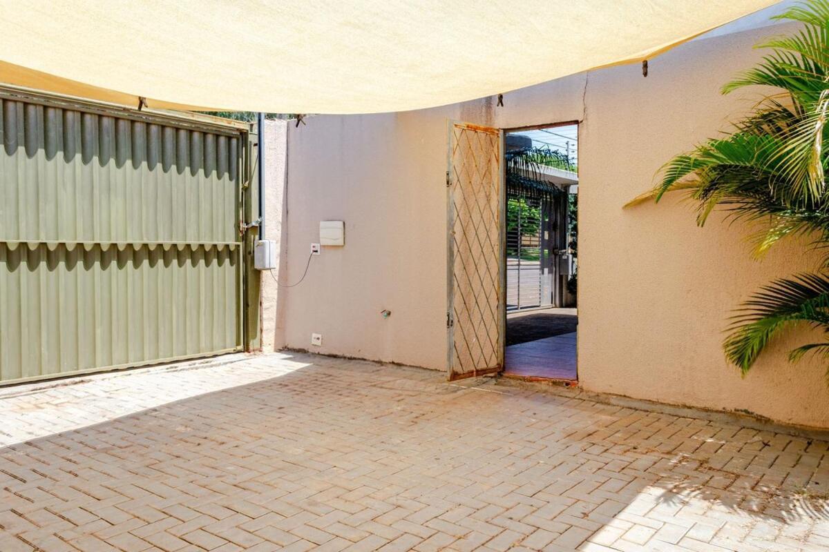 Casa ENORME, segurança e conforto para sua família Cascavel  Exterior foto